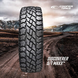 Lt 10P 122/119Q Cooper Discoverer S/T Maxx